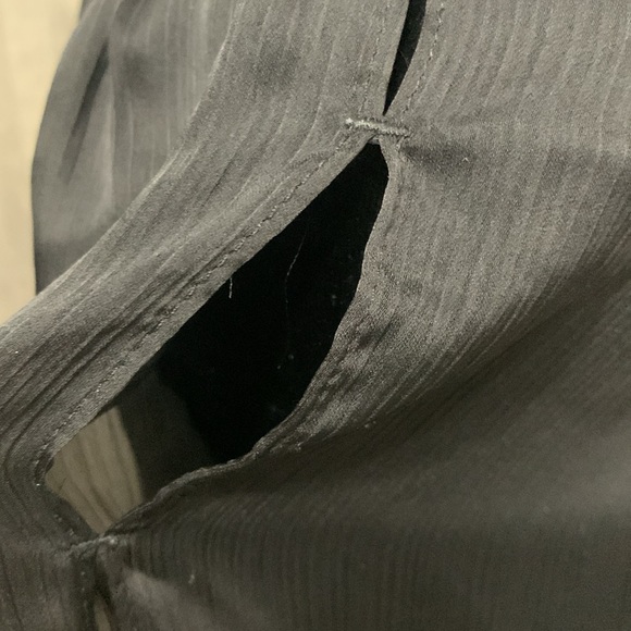 White House Black Market Embroidered Cut Out Sleeve Tie Waist Blouse Size XS - Picture 7 of 12